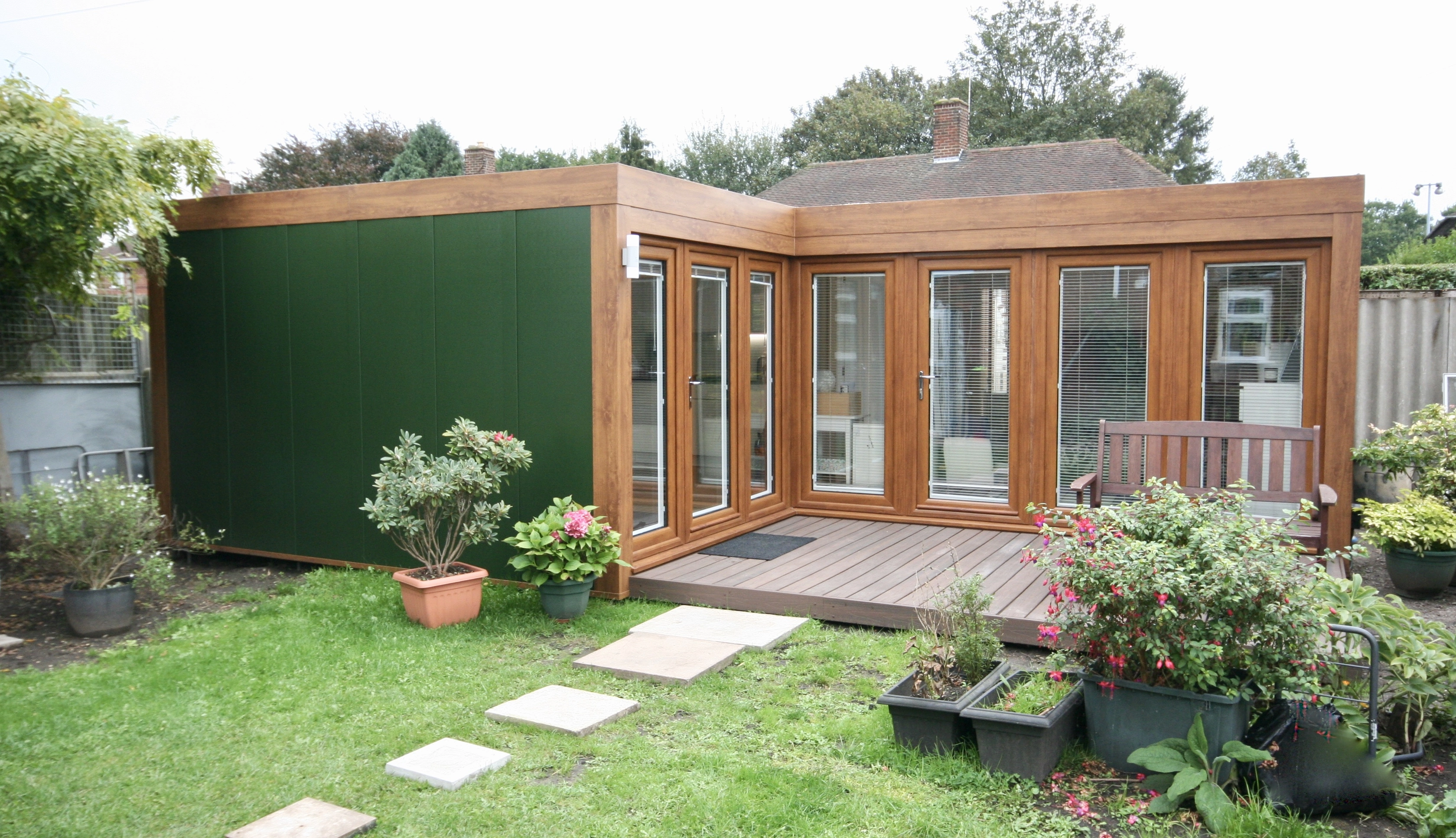 L-Shape Annexes — Booths Garden Studios