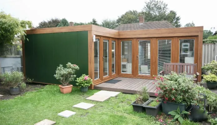 L-Shape Annexes — Booths Garden Studios