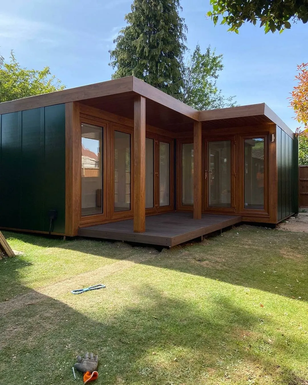 L-Shape Annexes — Booths Garden Studios